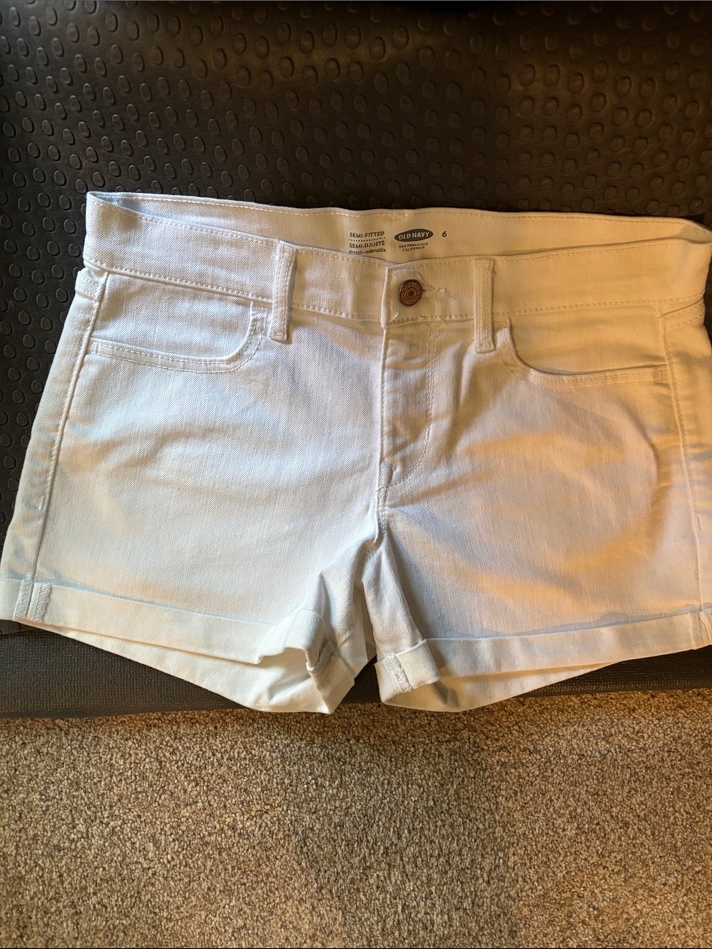 Old Navy White Women's Jean Shorts - Classic Five-Pocket Style